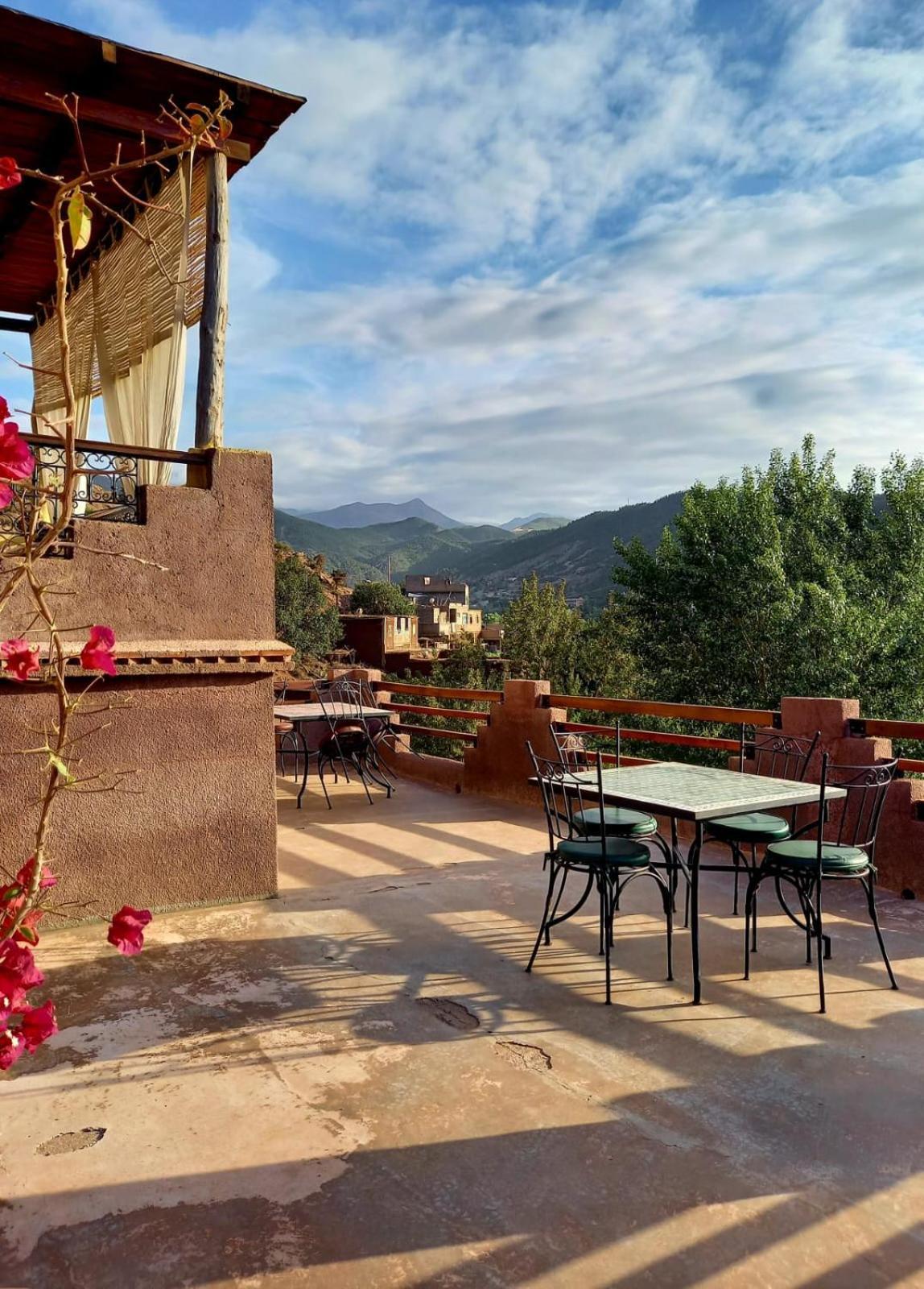 Ourika Timalizene Le Jardin Des Delices Hotel Tamezindert Luaran gambar